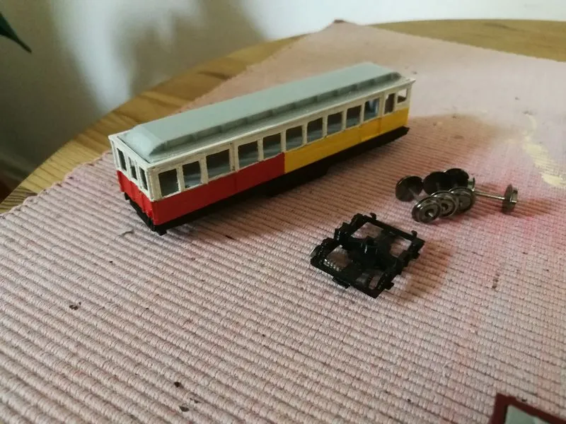 Entwurf+A1+gelb-rot-075a7994-1920w