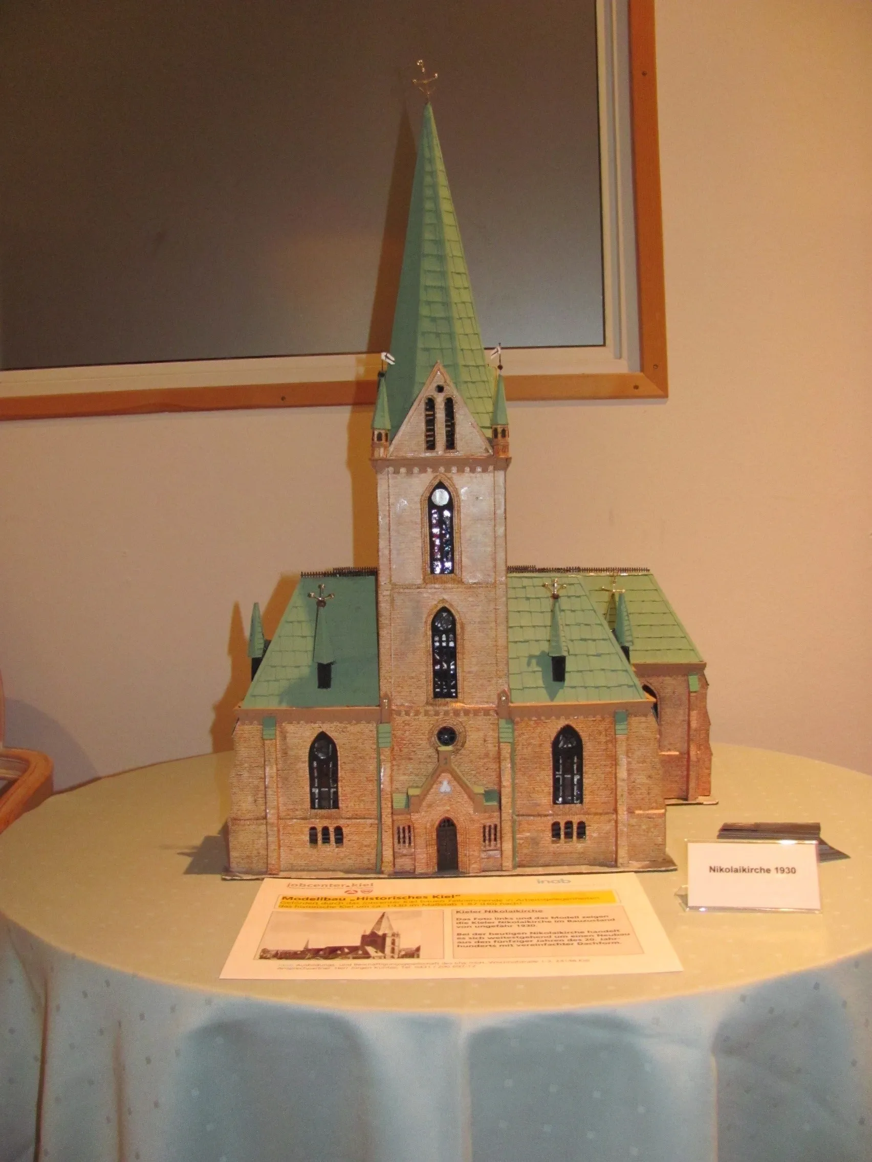 Nikolaikirche+vorn-1920w